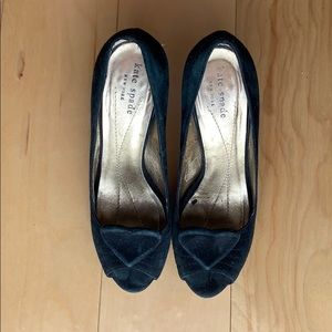 Kate Spade heels with black hearts